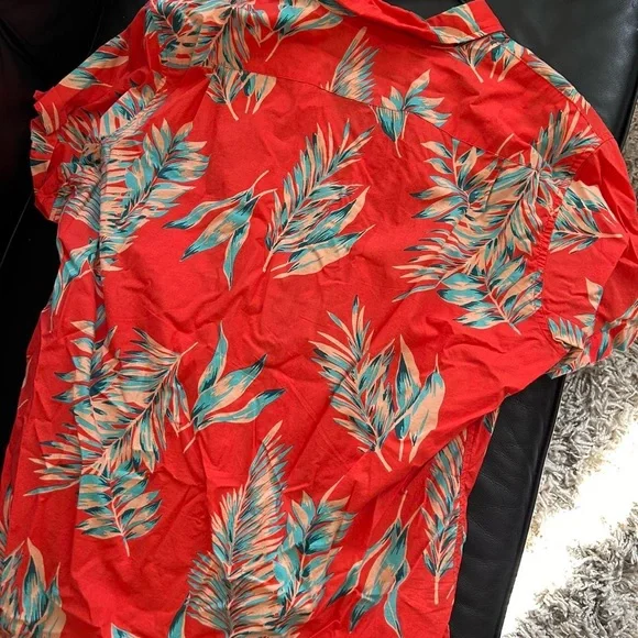Bonobos Hawaiian shirt, great condition, $25 OBO - Picture 3 of 3